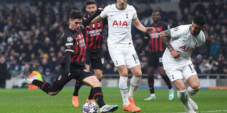 Milan İngiltere’den turla döndü