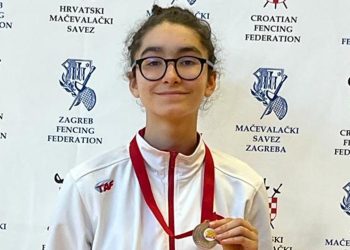 Milli eskrimci Elif Ada Yıldız bronz madalya kazandı