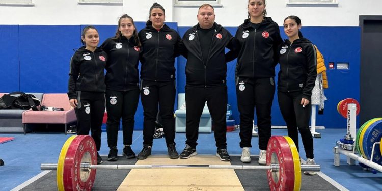 Milli halterciler Arnavutluk’ta boy gösterecek