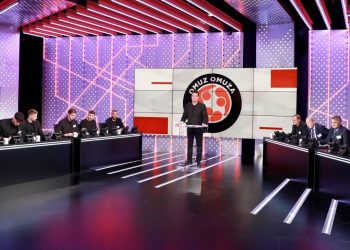 Futbol ailesi depremzedeler için ‘Omuz Omuza’ verdi
