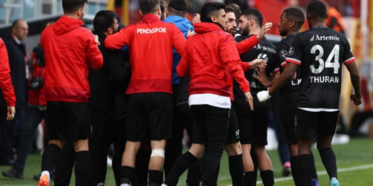 Pendikspor 3 puana 90+17’de uzandı