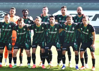Sakaryaspor galibiyet serisini 6 maça çıkardı