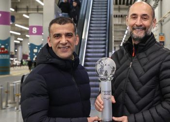 Dünya şampiyonu bilardocular Semih Saygıner-Tayfun Taşdemir ikilisi yurda döndü