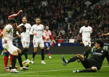 Fenerbahçe’nin rakibi Sevilla, Atletico’dan fark yedi
