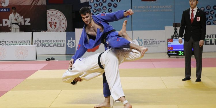 Spor Toto Büyükler Türkiye Judo Şampiyonası Kocaeli’de başladı