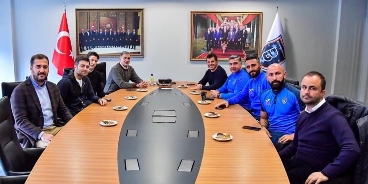 Stefan Kuntz’dan Başakşehir Futbol Kulübüne ziyaret