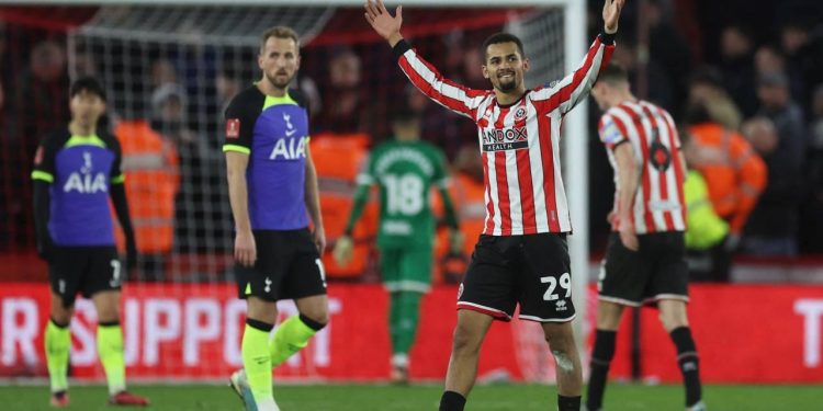 Tottenham İngiltere Federasyon Kupası’na veda etti