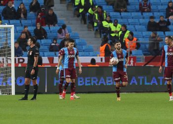Trabzonspor şampiyon olduğu geçen sezonu arıyor