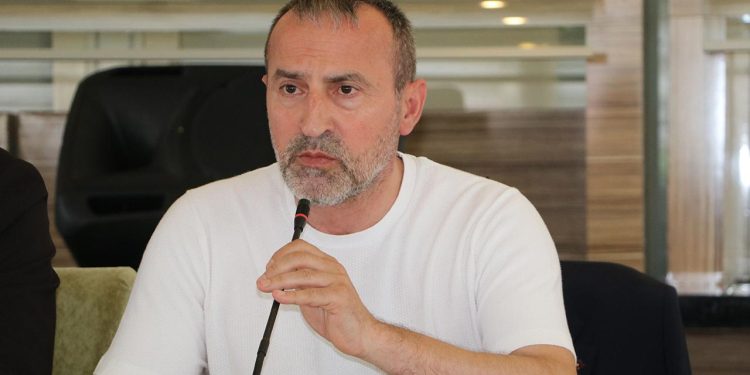 Trabzonspor’da Mustafa Hacıkerimoğlu’ndan tüzük kongresi çağrısı