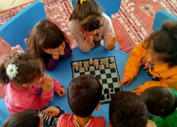 “Türkiye Satrançla Tek Yürek Oluyor” projesiyle depremzede çocuklara moral