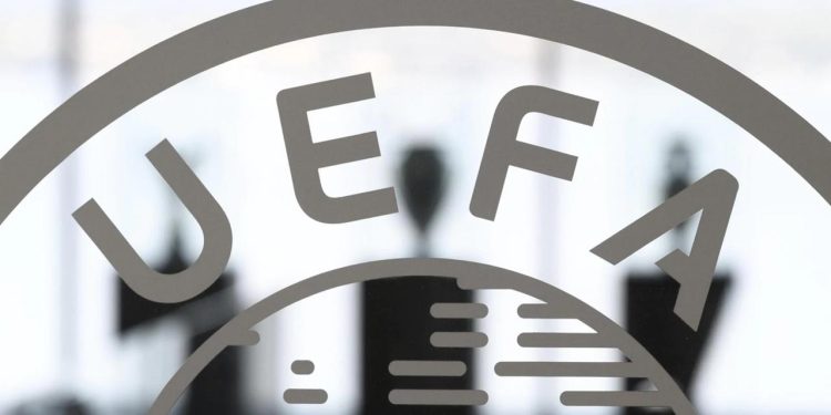 UEFA, ödeme yükümlülüklerini yerine getirmeyen 11 kulübe ceza verdi