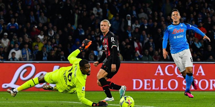 Milan, Napoli’yi 4-0 yendi