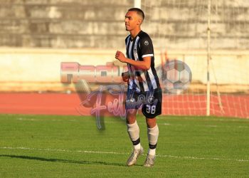 Her kulvarda başarıya koşuyor