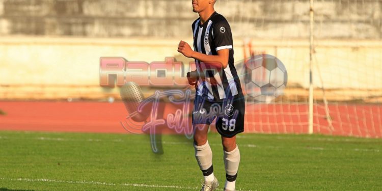 Her kulvarda başarıya koşuyor