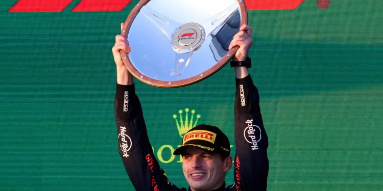 Formula 1’de kazanan Verstappen