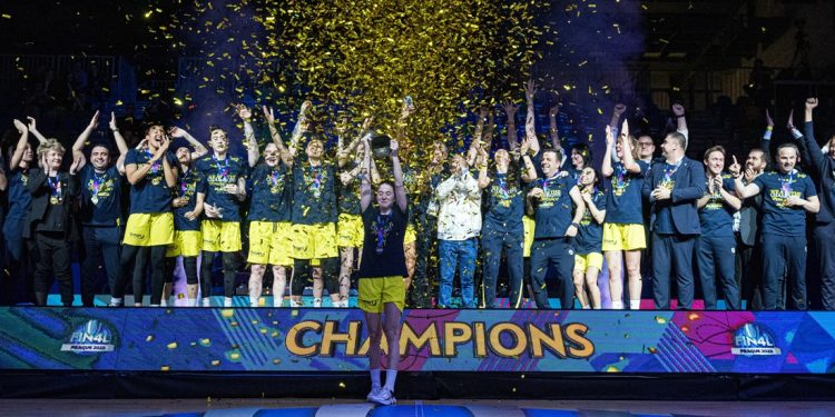 Fenerbahçe Alagöz tarih yazdı