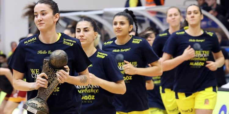 Fenerbahçe ikinci kupa için parkeye çıkıyor