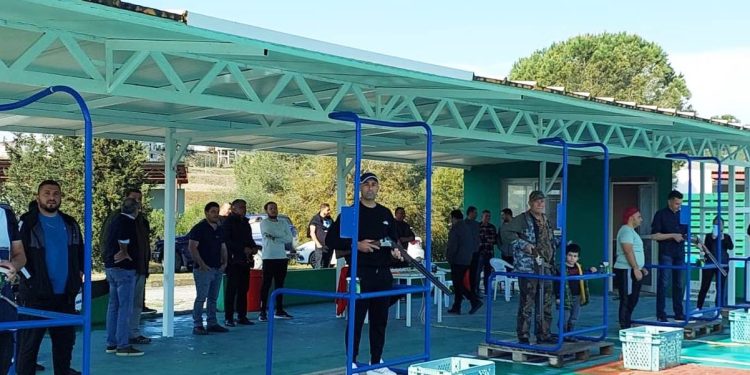 Avcılar ve atıcılar Gönyeli eski muhtarı  Selçuk Amcaoğlu anısına yarışıyor