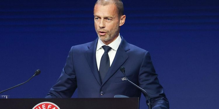 Aleksander Ceferin yeniden UEFA başkanlığına seçildi