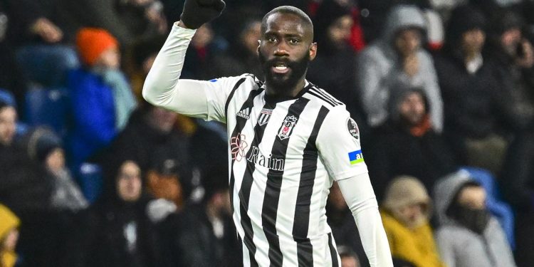 Beşiktaş, Masuaku'nun bonservisini aldı