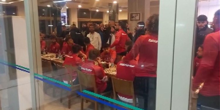 Balıkesirspor kafilesine saldırı – Son Dakika Haberleri