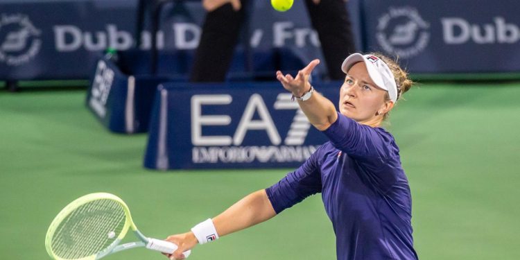 Çek raket Krejcikova kazanacağı ödülü depremzedelere bağışlayacak