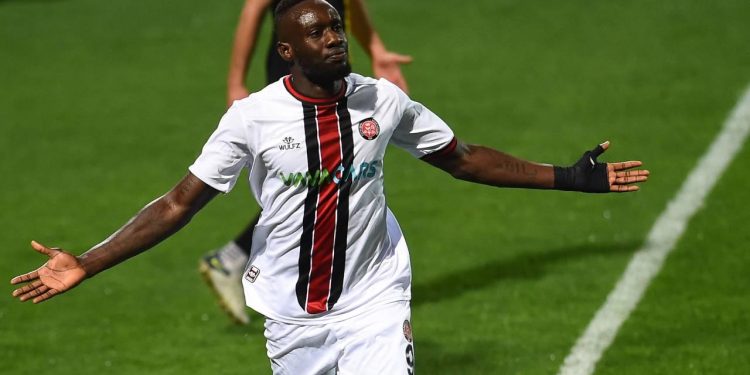 Karagümrük Diagne ile güldü