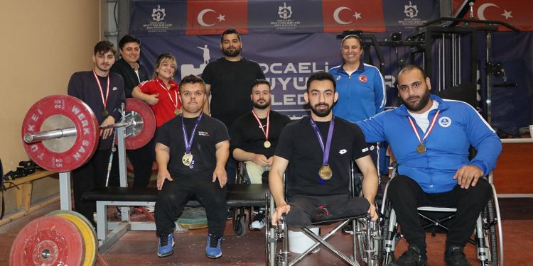 Madalya avcısı haltercilerin hedefi Dünya Şampiyonası ve paralimpik oyunlar