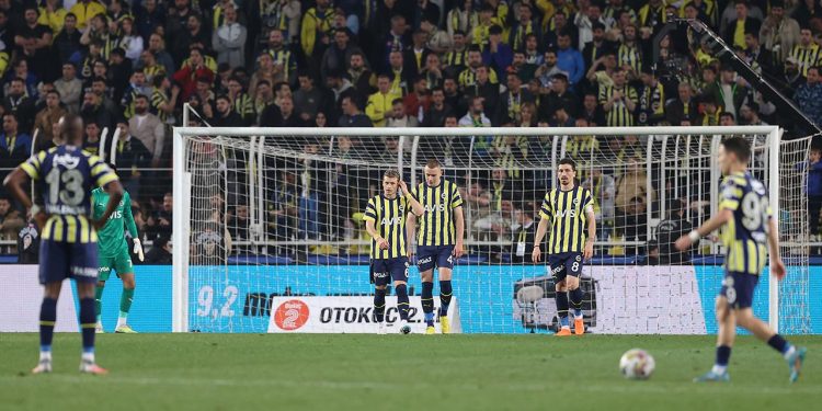 Fenerbahçe ağır yaralı – Son Dakika Haberleri