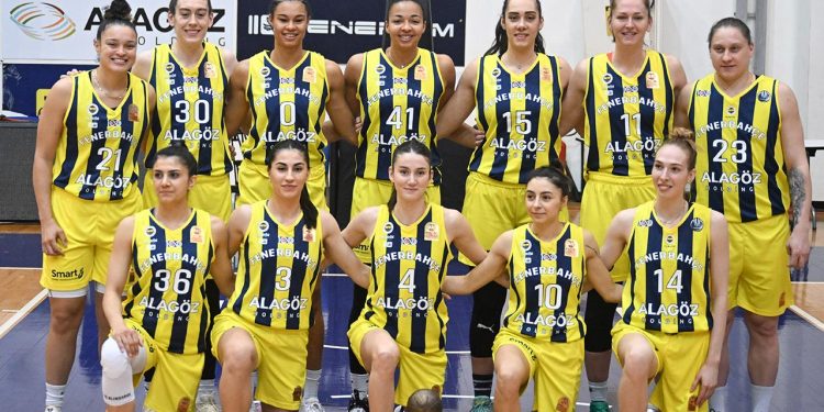 Fenerbahçe potada 17. şampiyonluk peşinde