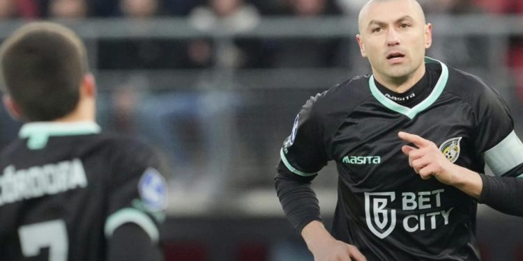 Burak Yılmaz’dan şaşırtan veda
