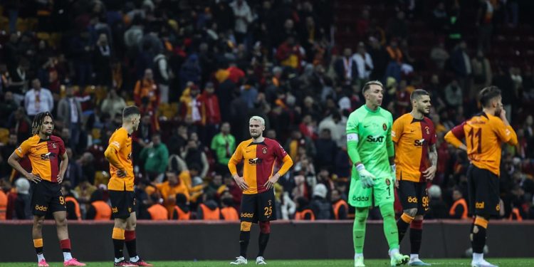 Lider Galatasaray’a Fatih Karagümrük engeli
