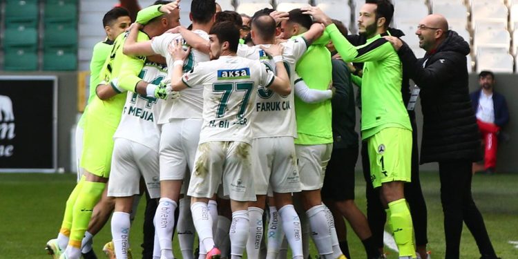 Giresunspor 11 maç sonra kazandı