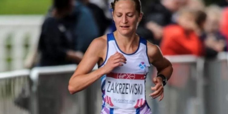 Maratonda otomobil kullandı yarışmadan diskalifiye edildi
