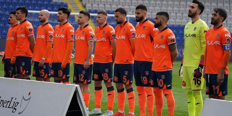 Başakşehir’de 3 değişiklik