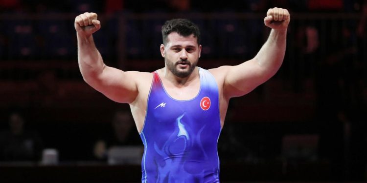 Rıza Kayaalp kariyerini zirvede tamamlamak istiyor