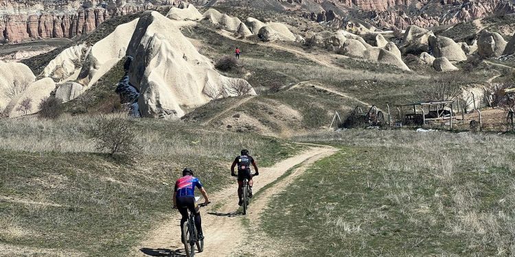 Nevşehir’de bisikletle oryantiring yarışları sürüyor