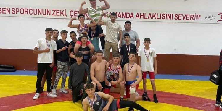 Güreş’te Büyükkonuk ve Lefkoşa birinci