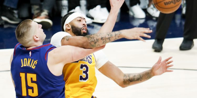Denver, Lakers’ı devirdi: 132-126