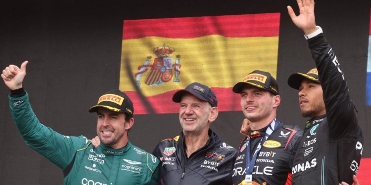 Kanada’da kazanan Verstappen