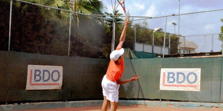 Aren teklerde ikinci maçını kaybetti