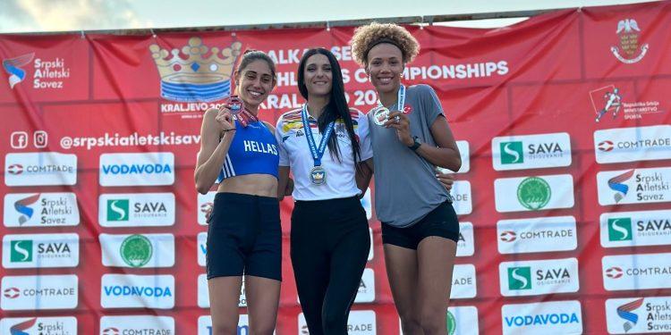 Buse’den Balkan üçüncülüğü