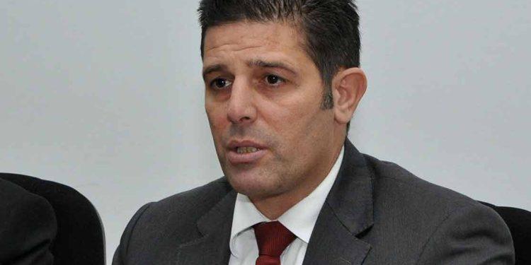 Kamalı resmen aday gösterildi