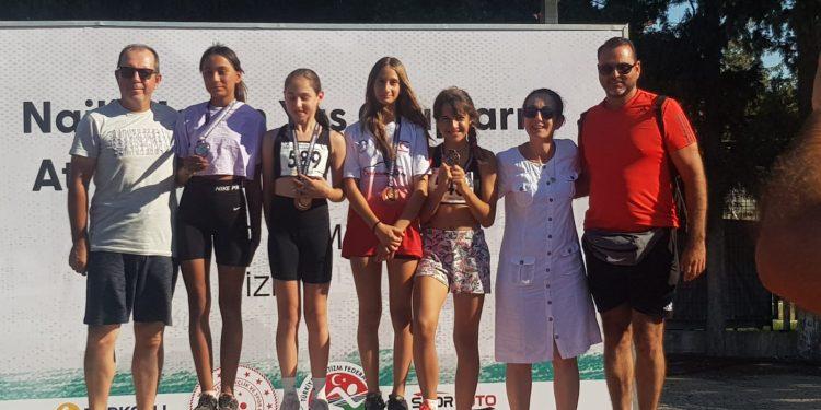 Özlem Soydan’dan Türkiye üçüncülüğü