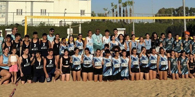 Plajda ‘Şampiyon Melekler’ sezonu