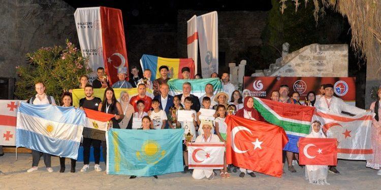 Cumhurbaşkanı Ersin Tatar, 3. Barış ve Özgürlük Kupası final atışları ve ödül törenine katıldı