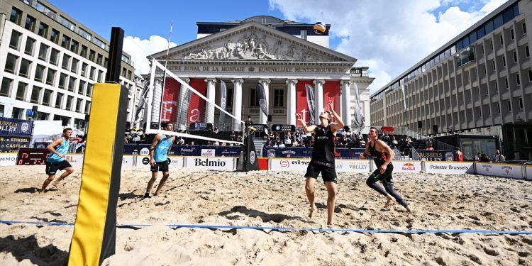 Brüksel’de plaj voleybolu