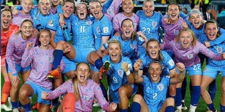 Son finalist İngiltere