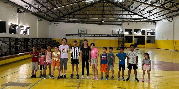 Badminton kursları devam ediyor