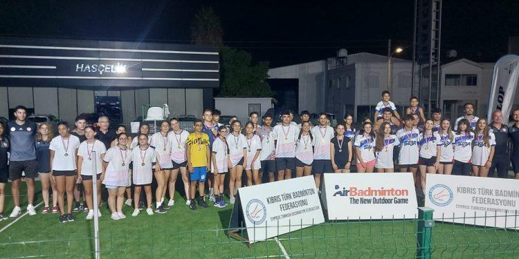 Air Badminton Yıldızlar ve Gençler Turnuvası yapıldı